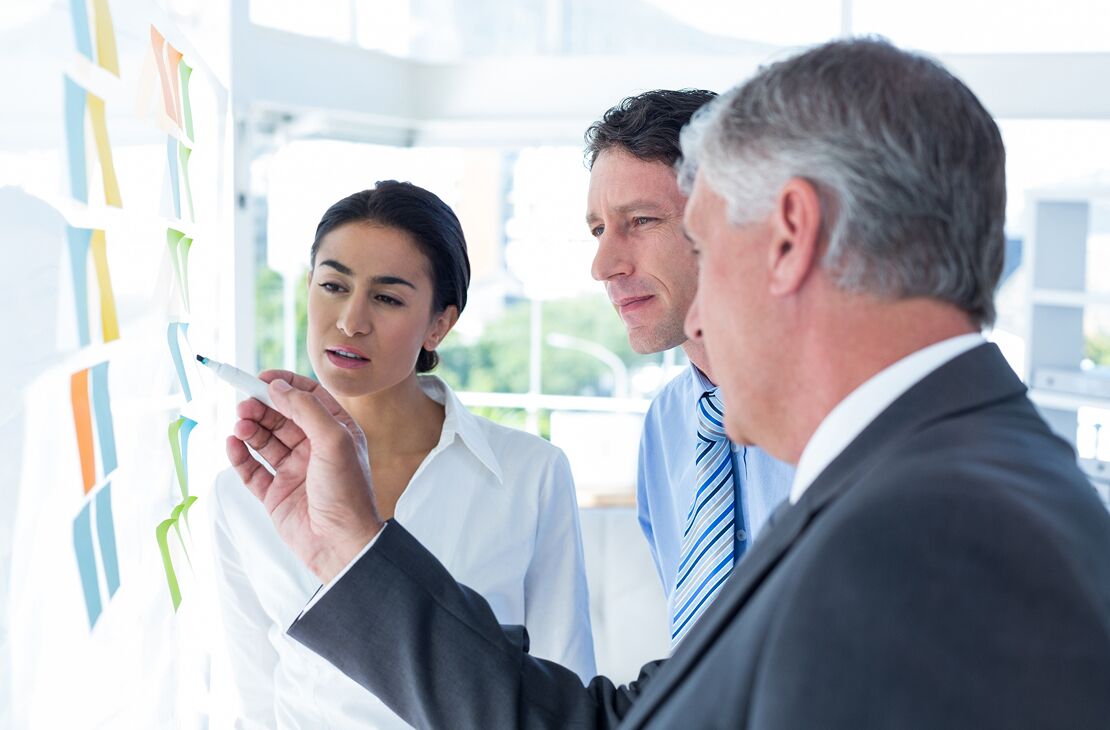 Illustration of ServiceNow ITSM training, change management and adoption